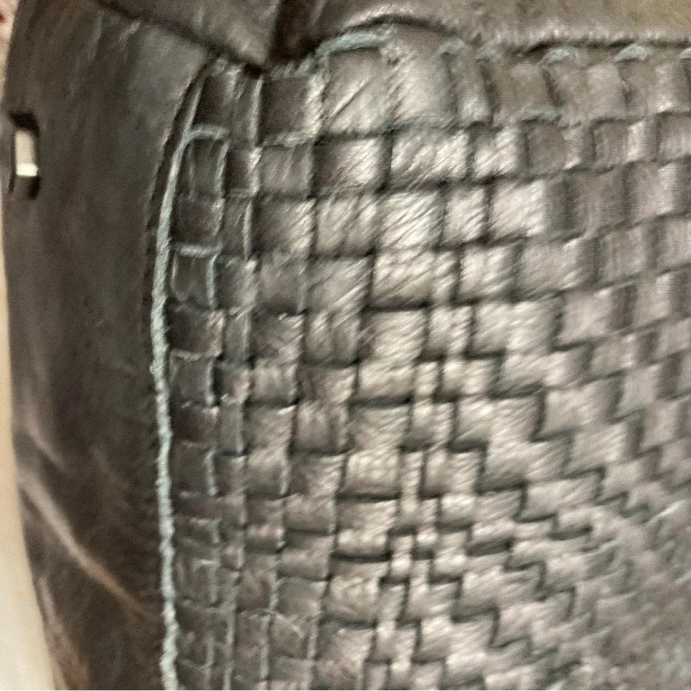 NWT LEIBESKIND-BERLIN SHOULDER SATCHEL woven black leather beautiful